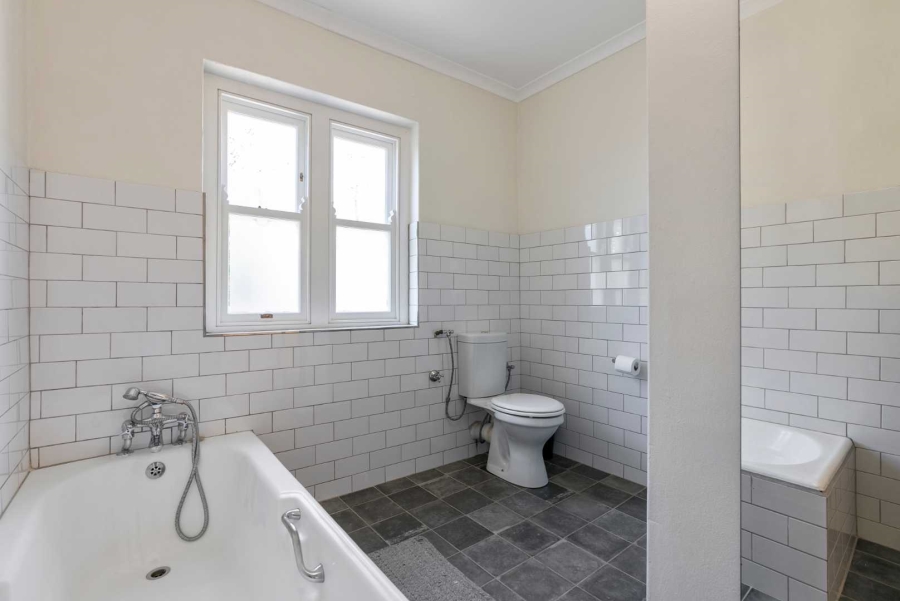 5 Bedroom Property for Sale in Higgovale Western Cape
